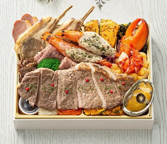 トップバリュ「正統派+オードブルの“ハイブリッドおせち」