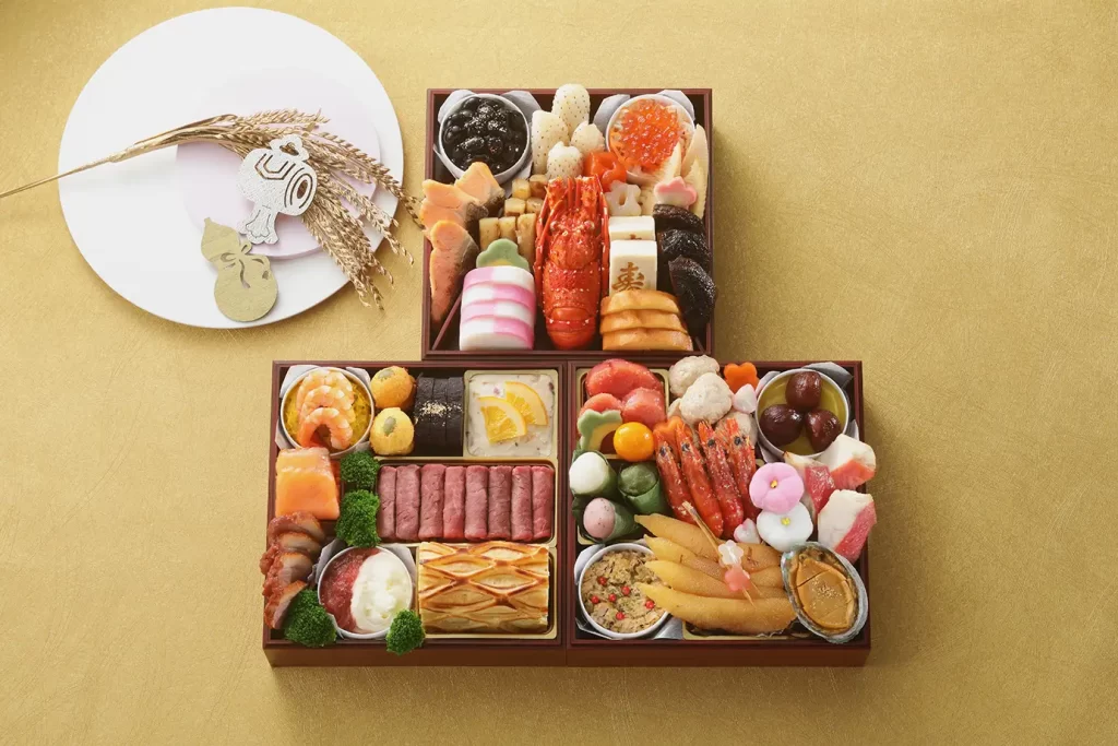 トップバリュ「正統派+オードブルの“ハイブリッドおせち」