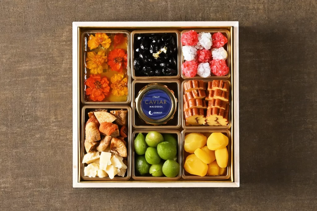 「洋食グリル 白金然荘」生おせち