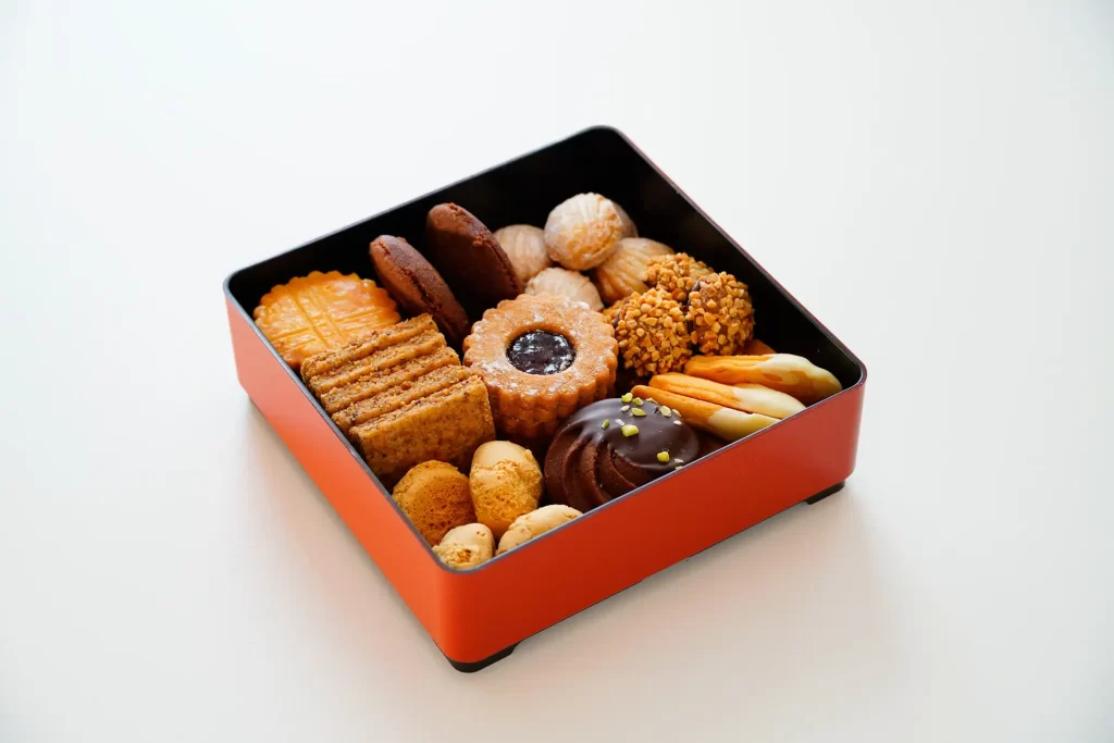 ホテル長楽館「お菓子なおせち」