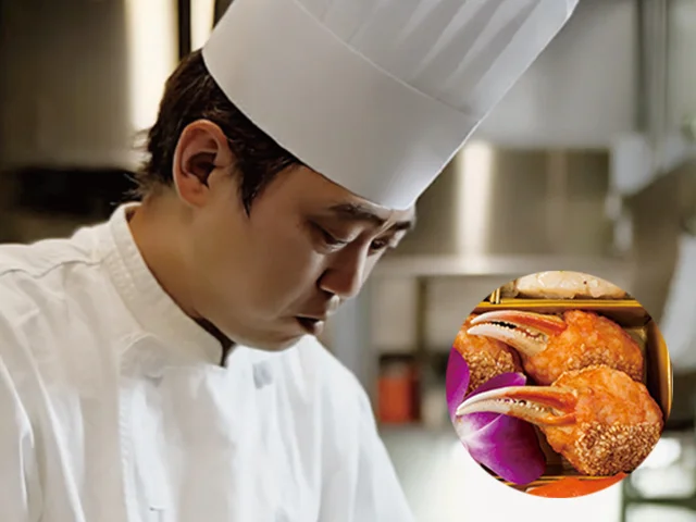 【新宿中村屋本店 おせち二段重 「花びら餅」付】