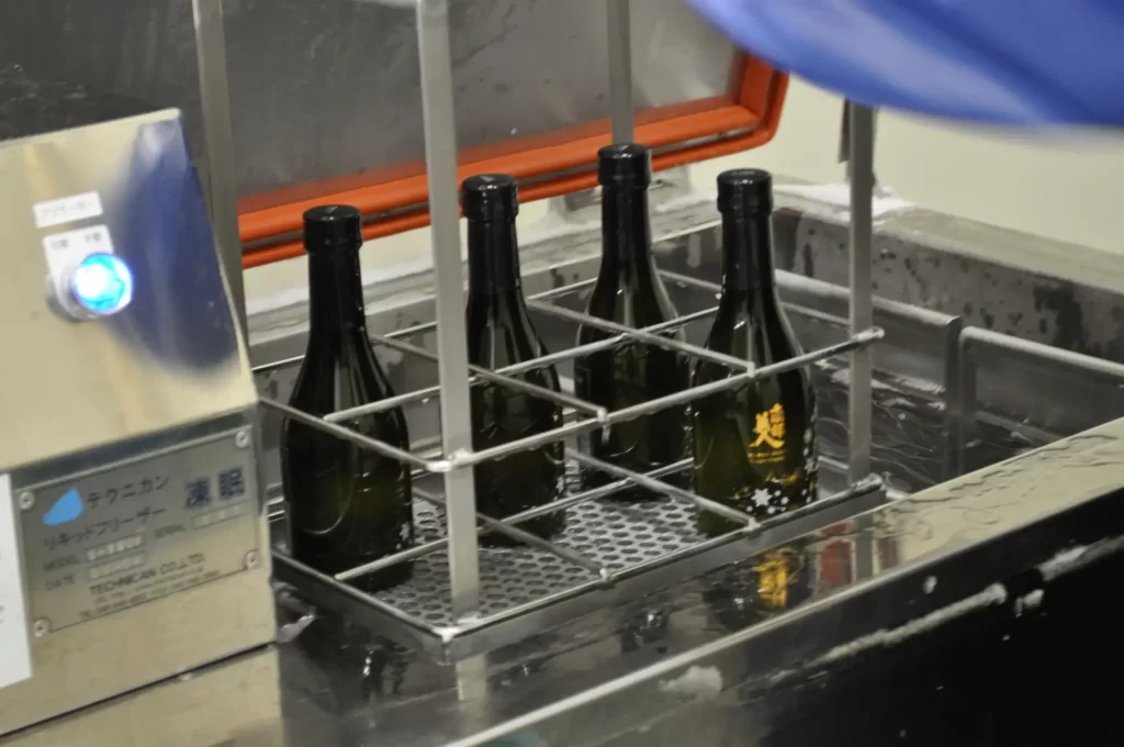 京都・料亭「下鴨茶寮」と“凍眠生酒”おせち