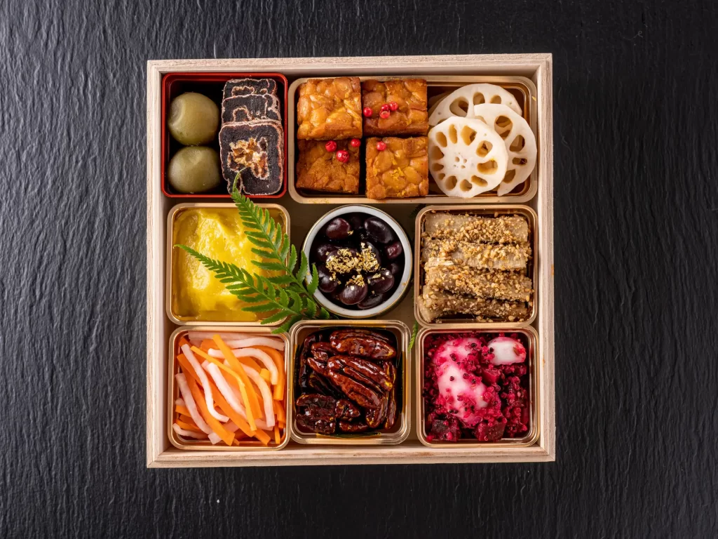 老舗オーガニックレストラン【みどりえ】「ヴィーガンおせち」