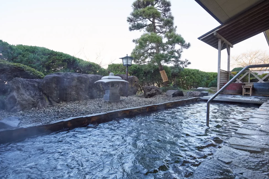 旅館・秋田温泉さとみおせち