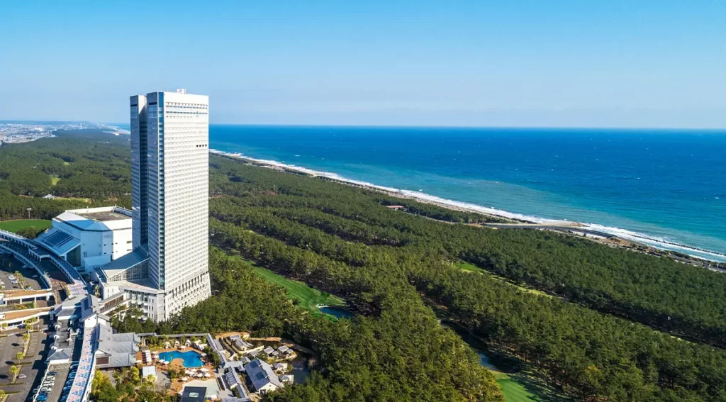 フェニックス・シーガイア・リゾート「和洋折衷二段重おせち」