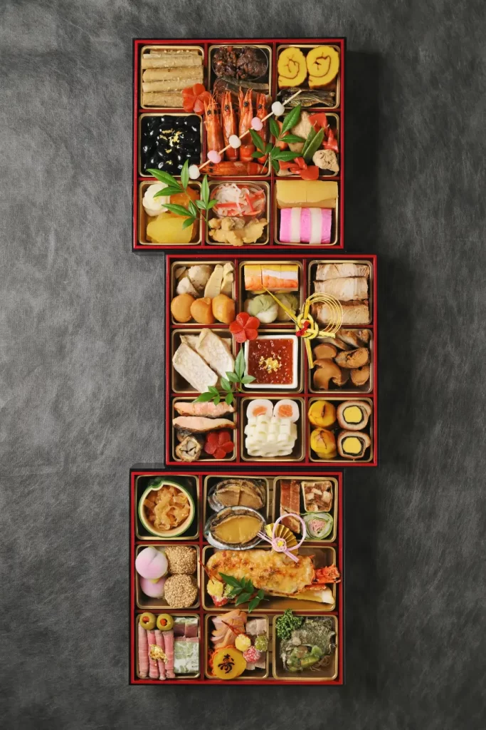 びわ湖大津プリンスホテル「和洋中おせち」