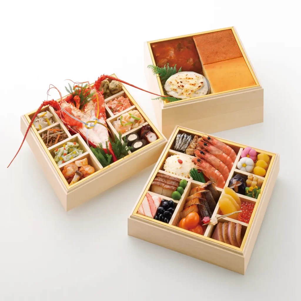 鳥羽国際ホテル ＆ NEMU RESORT「おせち料理 和洋三段重」