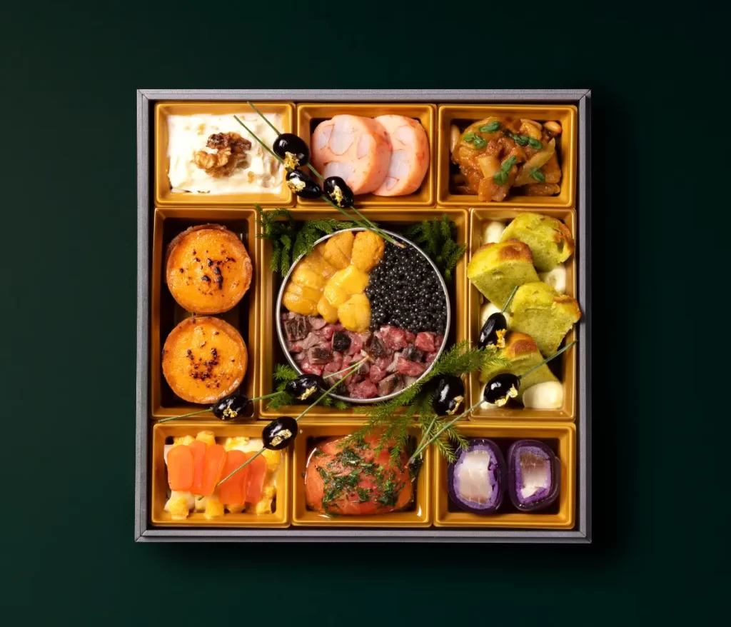 シェフとパン職人が作る「沢村のおせち」