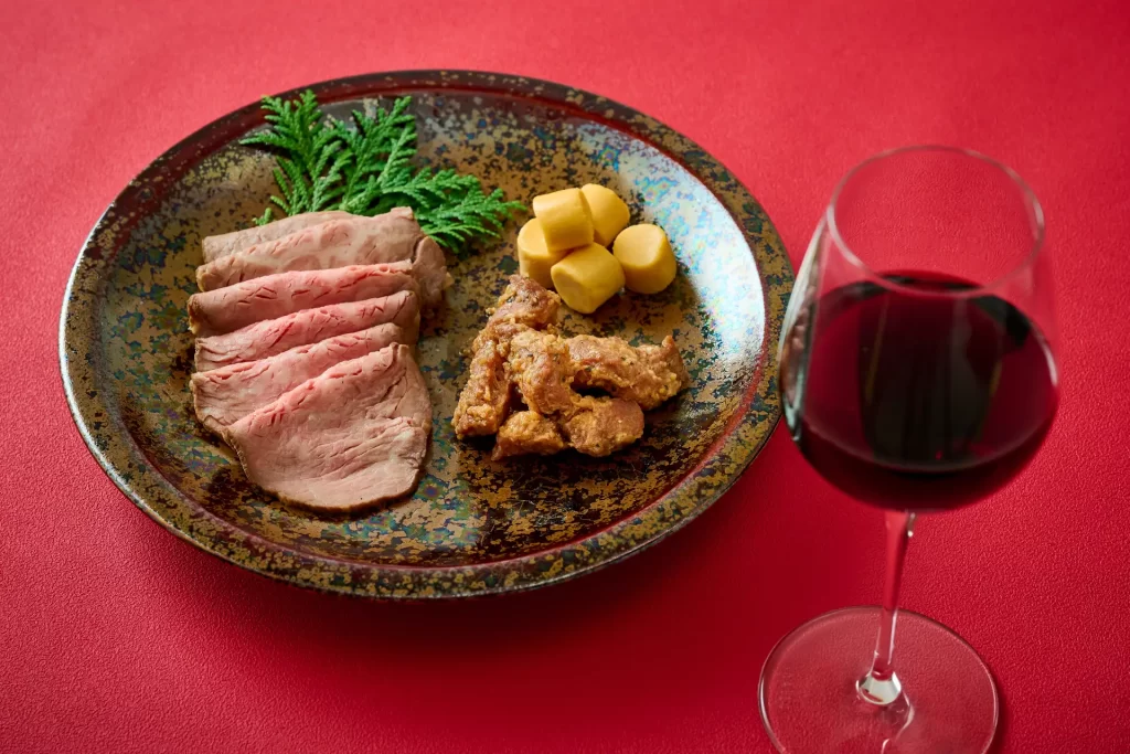 お酒に合う21品を詰め込んだおせち「禁断のおせち」