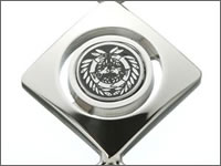 �퍑�����^�C�K�[�A�C�X�g���b�v�ɒB���@�i�����j