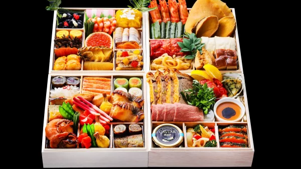 ★お正月は“究極のおせち”で決まり！和・洋・中の粋を詰め込んだ、豪華絢爛『極み重』登場。