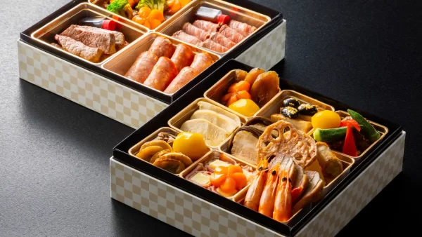 ★自社農場で大切に育てた”前沢牛”使用！昭和13年創業の食肉卸による「肉おせち」今年も数量限定で発売