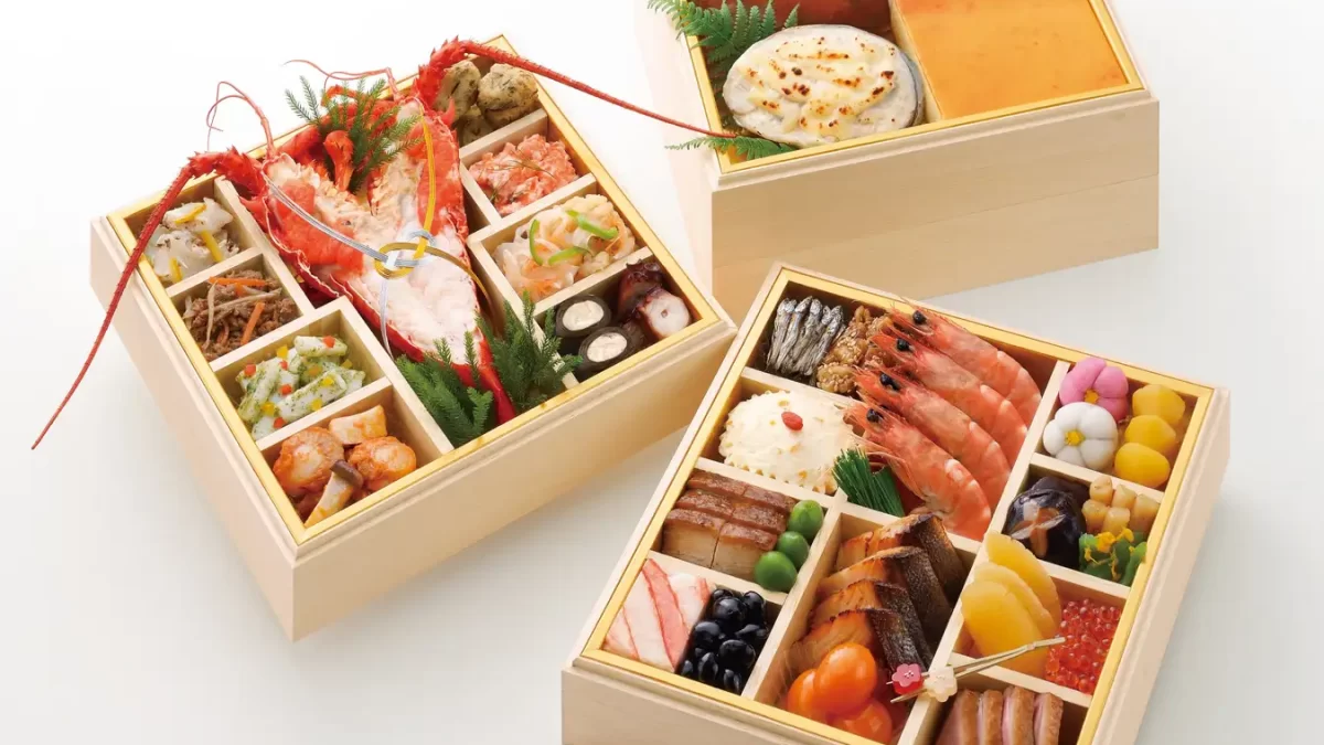 鳥羽国際ホテル ＆ NEMU RESORT「おせち料理 和洋三段重」