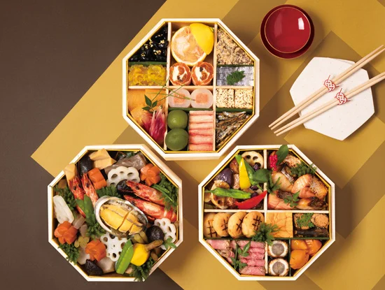 「レストラン酢重正之」華やかな三段重のおせち