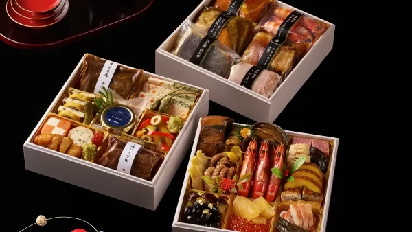 ★6ホテルの料理長が監修した逸品を1つのお重に。【JR西日本ホテルズ】おせち